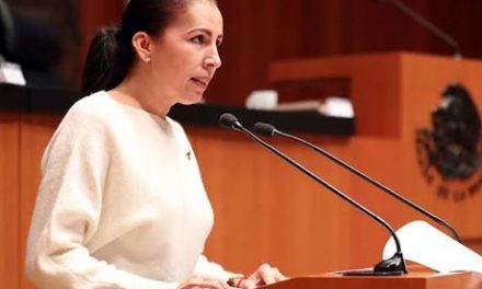 La Senadora Gricelda Valencia de la Mora, exige al al gobernador Peralta, presente su renuncia