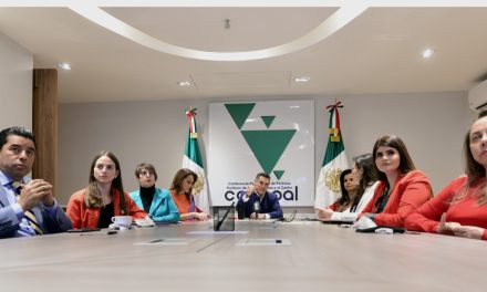 NO ES CON  VALLAS COMO SE ATIENDEN JUSTOS RECLAMOS DE LAS MUJERES: ALEJANDRO MORENO