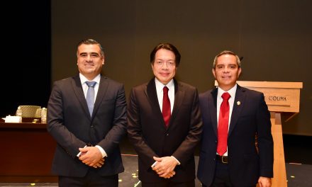 Felicita el presidente Riult Rivera, al rector de la Universidad de Colima, al rendir protesta para un segundo período