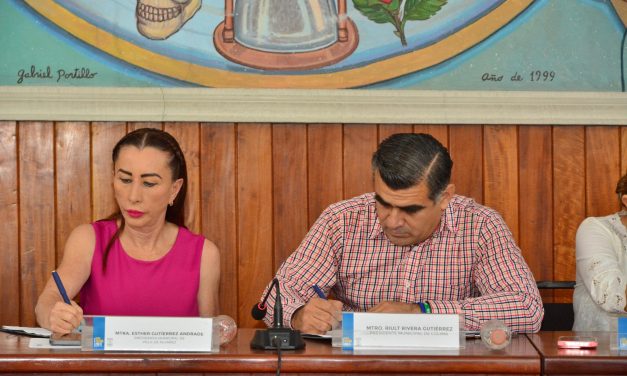 Alcalde Riult Rivera y alcaldesa Esther Gutiérrez, firman convenio de colaboración entre Colima y Villa de Álvarez