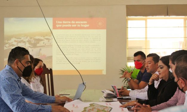Alcaldesa de Cuauhtémoc, sostiene reunión con desarrolladores