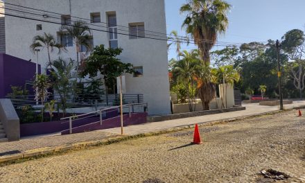 Sin permiso del Ayuntamiento insiste Congreso del Estado en tratar de adjudicarse área de estacionamiento