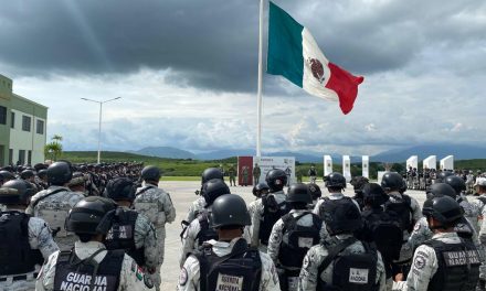 El Ejército Mexicano despliega elementos de la Guardia Nacional en 7 municipios del estado de Colima.